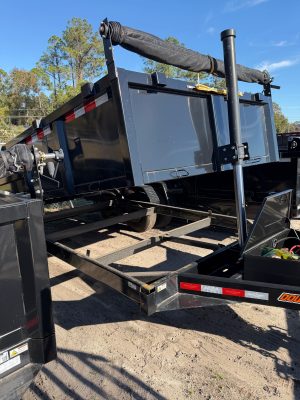 Down 2 Earth Trailers 7' X 14' 14K Dump Trailer with 4ft Sides front telescopic